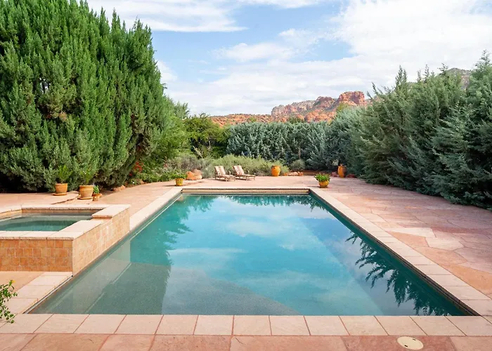 Tropiz Del Norte - Historic Red Rock Estate Withpool